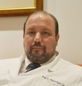 Foto de disertante Dr. Miguel Ruoti